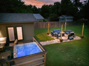 The Olive Branch - Hot Tub & Walk to Main